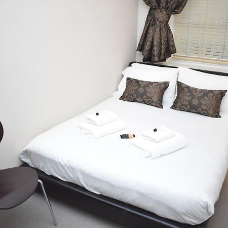 West Port - 2Br In The Heart Of The Old Town Just Off The Grassmarket Edinburgh Bagian luar foto