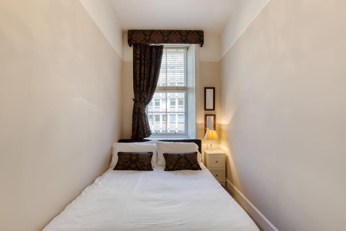 West Port - 2Br In The Heart Of The Old Town Just Off The Grassmarket Edinburgh Bagian luar foto